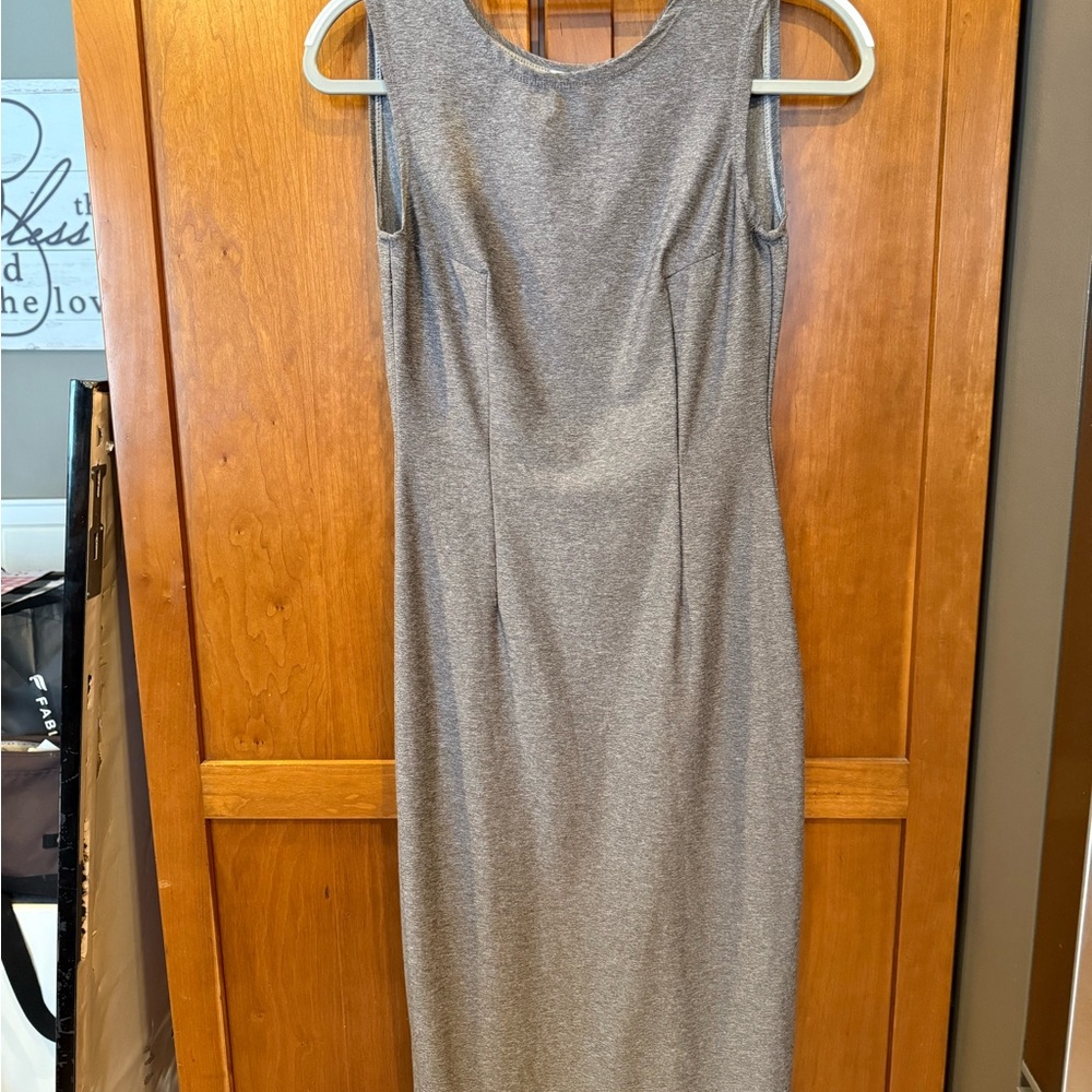 Women’s Gray Sleeveless Dress